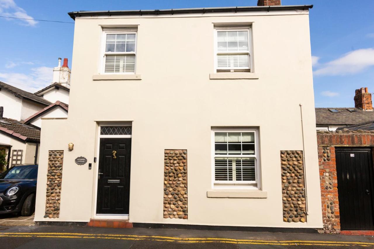 Mulberry Cottage - Cosy 3 Bed Cottage Near Lytham Windmill Литам-Сент-Эннс Экстерьер фото